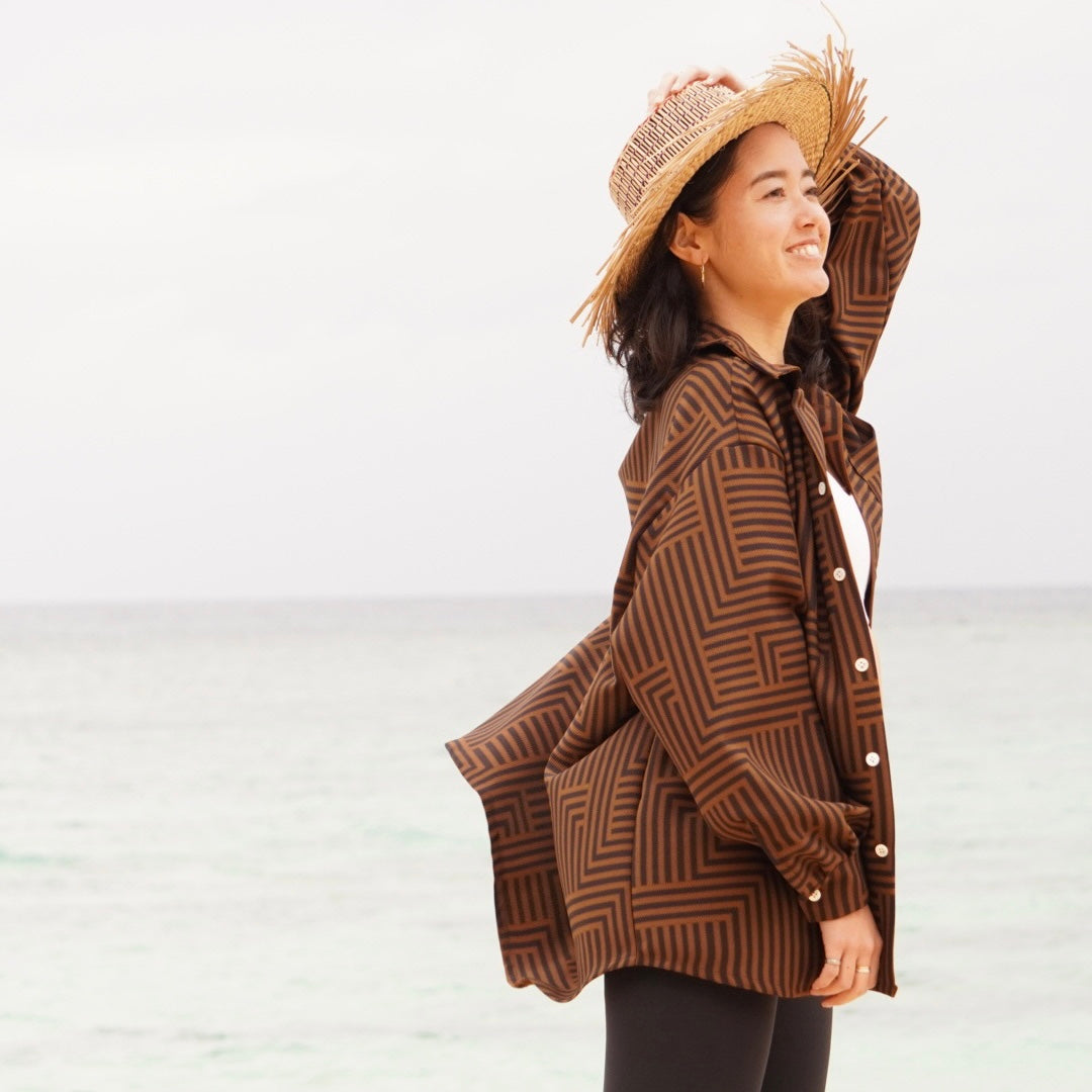 Original puff sleeve shirt.[Resortcollection]